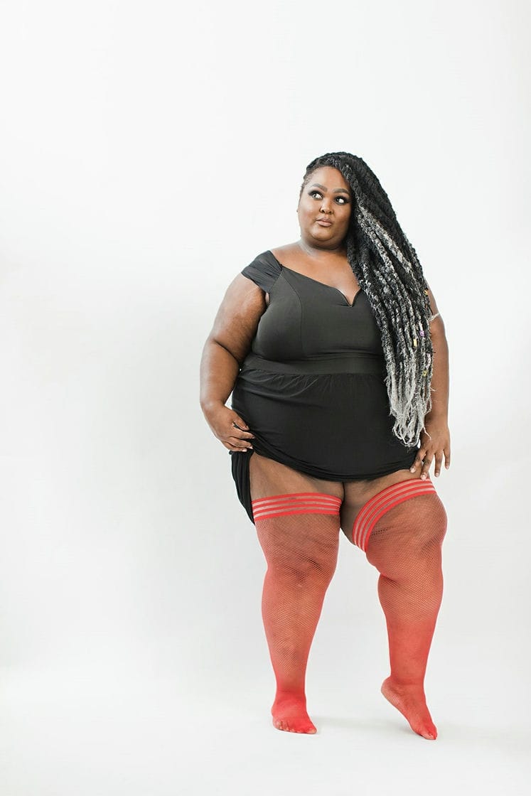 SANDRA - RED FISHNET - D