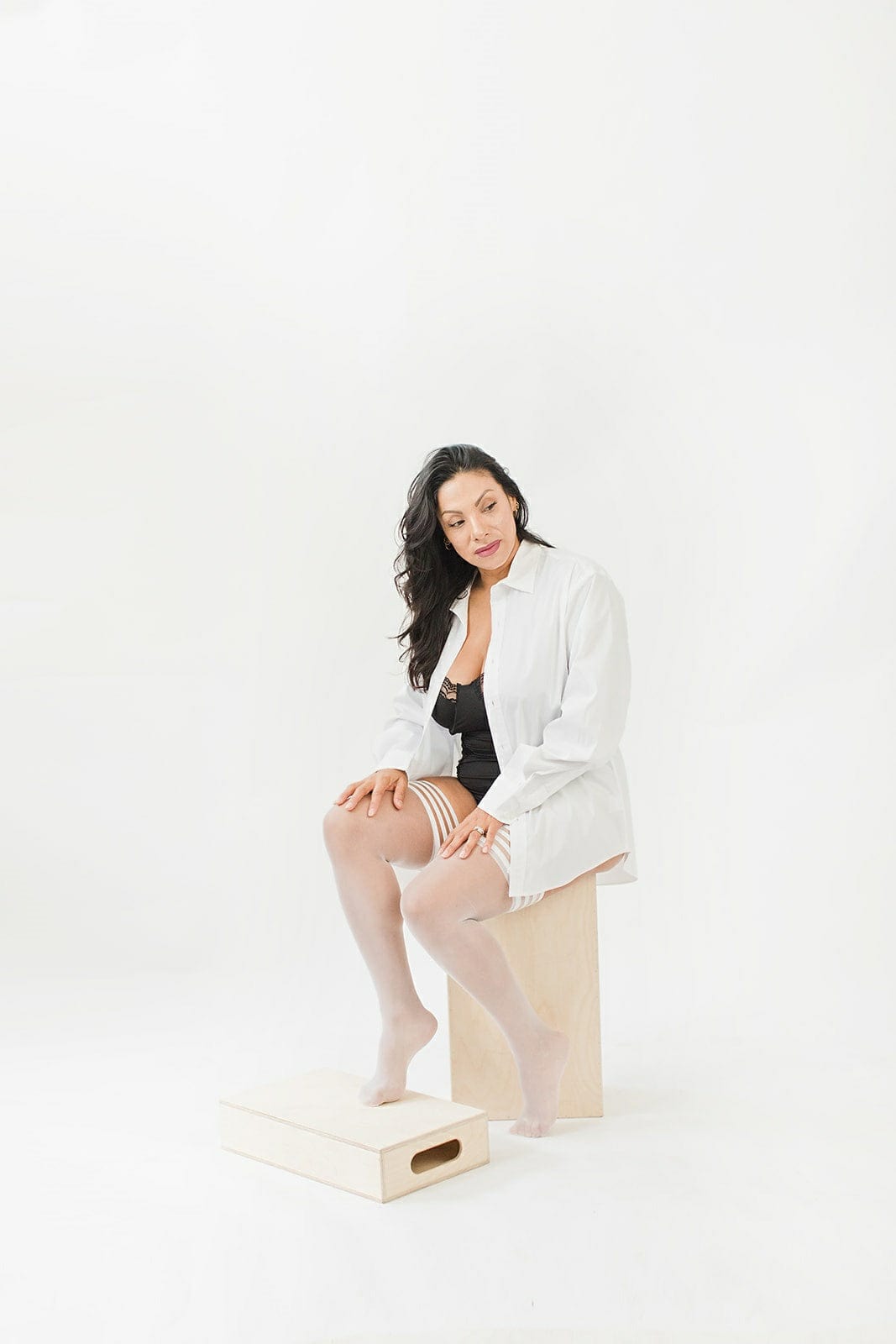 ASHLEY - WHITE SHEER - D