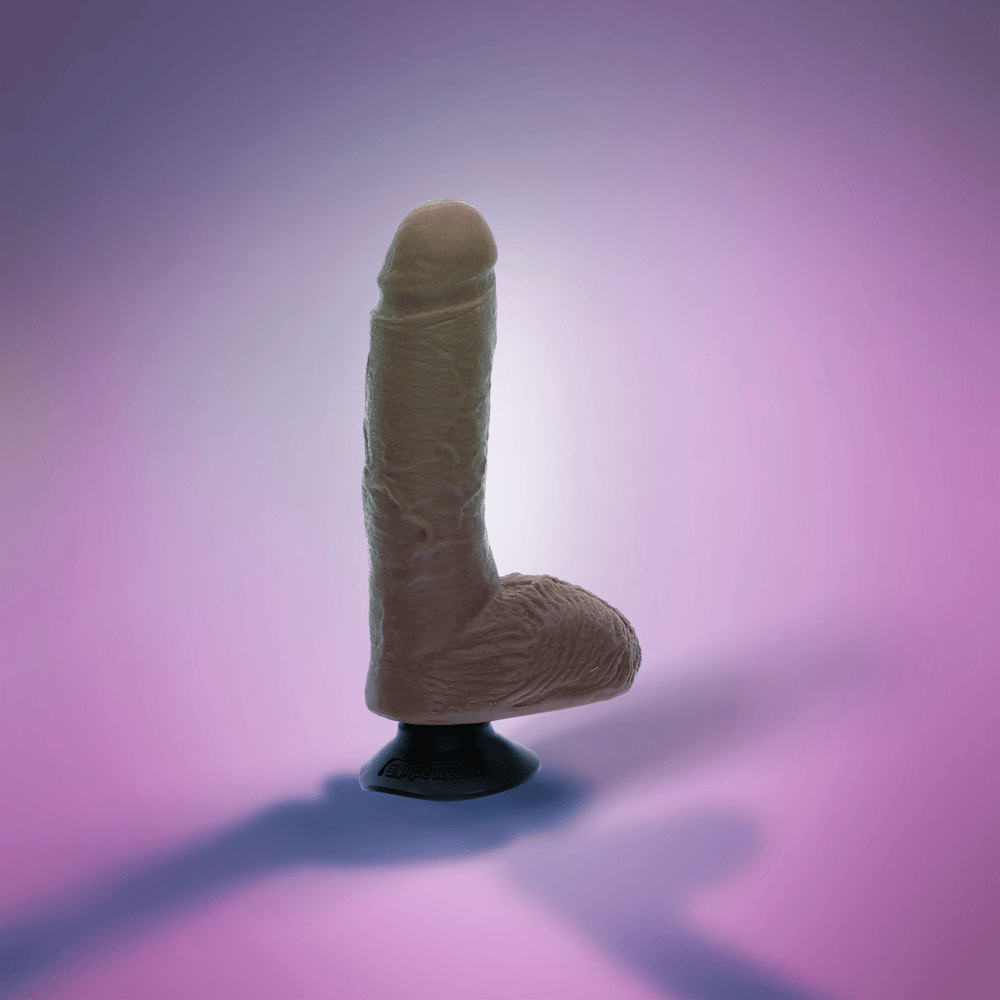 VIBRATING COCK W/ BALLS - 8" - TAN