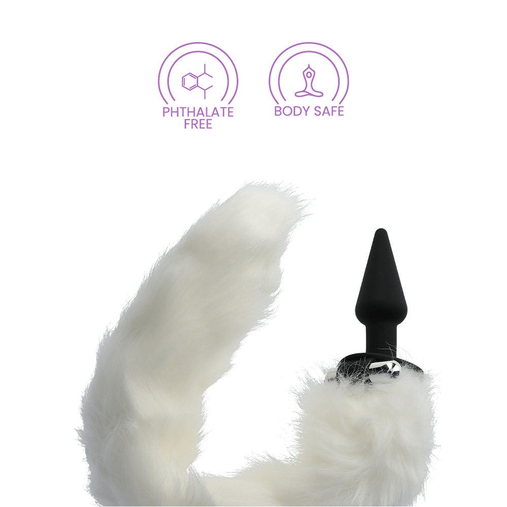 INTERCHANGEABLE WHITE FOX TAIL