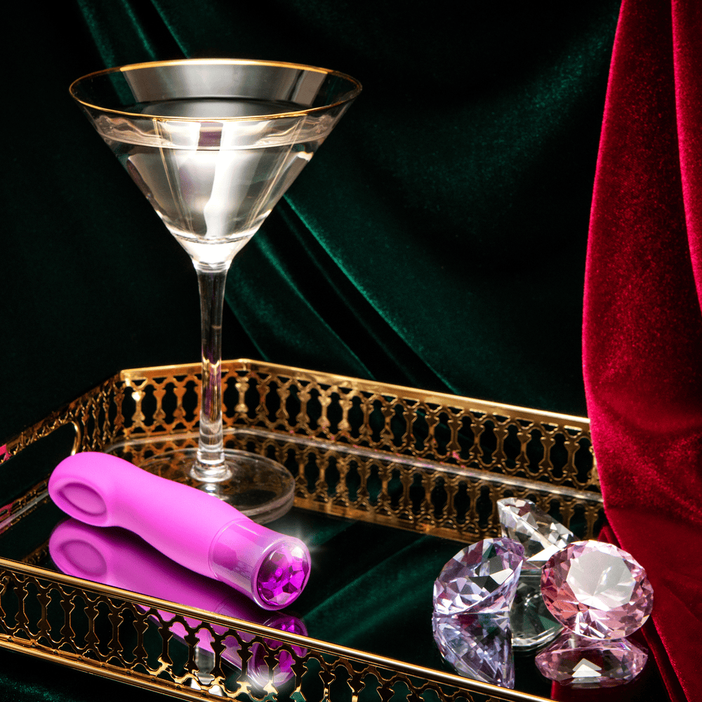 Blush Oh My Gem Charm Amethyst bullet vibrator lifestyle image