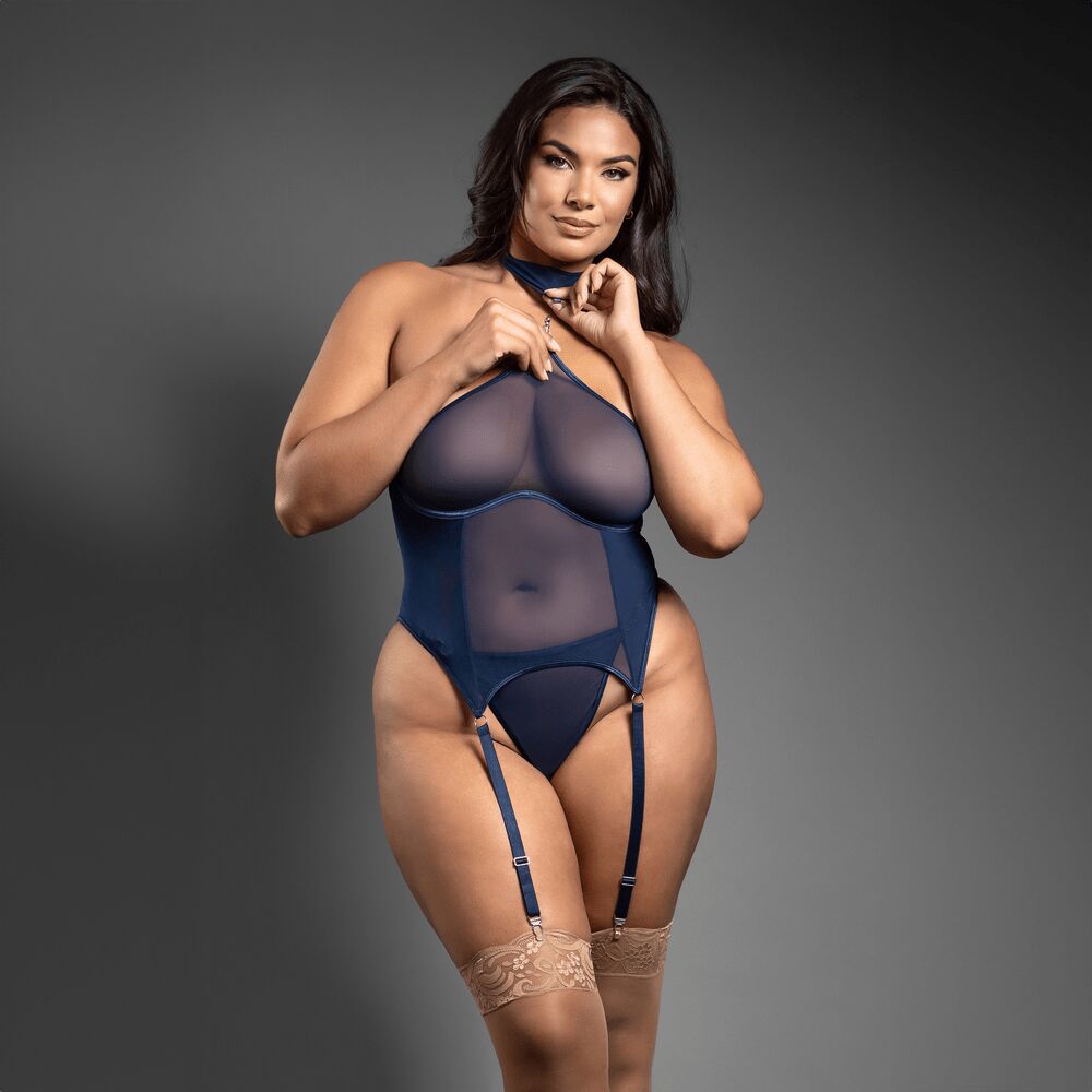 GARTERED BUSTIER & PANTY - Q