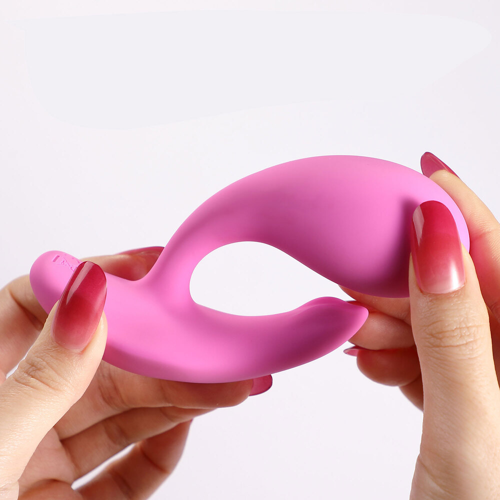 Honey Play Box Oly 2 App-Controlled Panty Vibrator in woman's hand