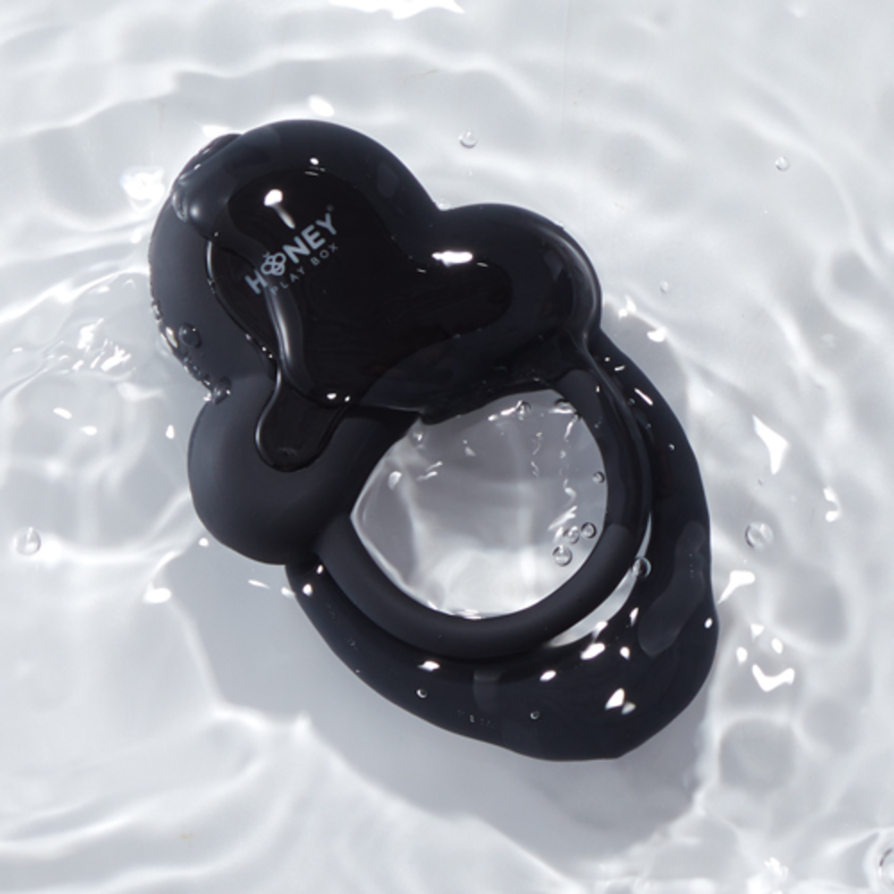 Honey Play Box Anello App-Controlled Vibrating Double Cock Ring Amazing Intimate Essentials Honey Play Box Anello App-Controlled Vibrating Double Cock Ring Amazing Intimate Essentials