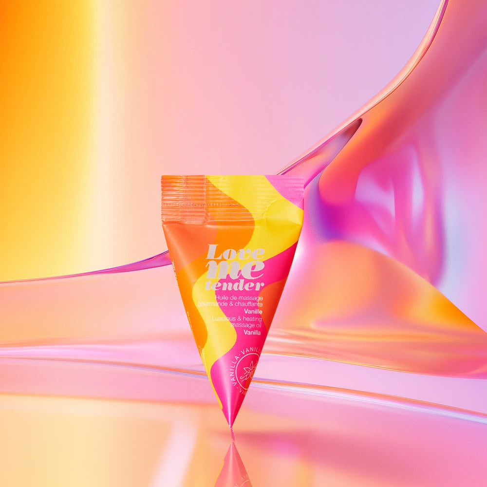 LOVE ME TENDER WARMING + FLAVORED MASSAGE OIL FOIL - VANILLA