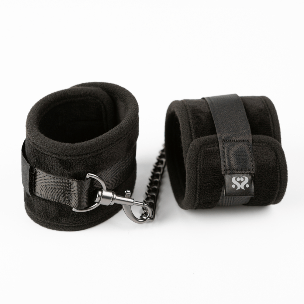 LEGS LOCKED ANKLE CUFFS