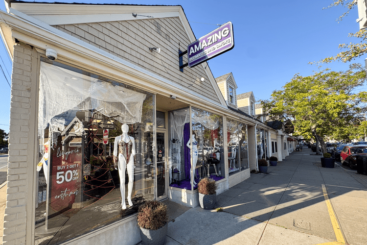 Amazing Intimate Essentials