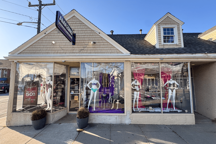 Amazing Intimate Essentials