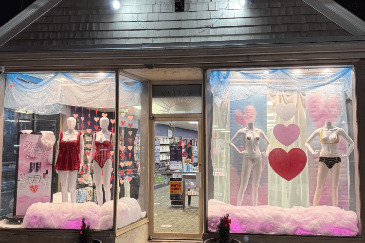 Amazing Intimate Essentials