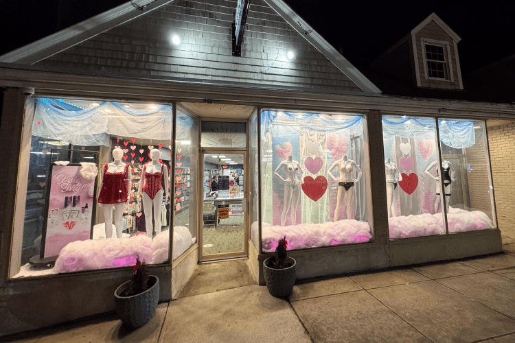 Amazing Intimate Essentials